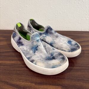 Oofos Oomg eeZee Low Shoes Womens Size 7.5 Blue Tie Dye Slip On Comfort Recovery